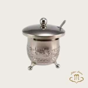 Salière avec couvercle