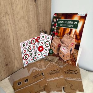 Calendrier de l’Avent « Village de Maisons » – Kit 24 structures kraft à monter et garnir