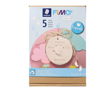 Coffret FIMO Air Light Naissance – Kit empreinte bébé