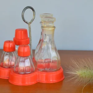 Set condiments 6 éléments, marque Keyser, Germany.