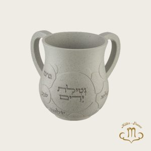 Kelli en polyrésine – 14 cm