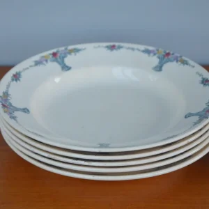 5 assiettes semi-creuse, Longchamp modèle Versailles Ennegé